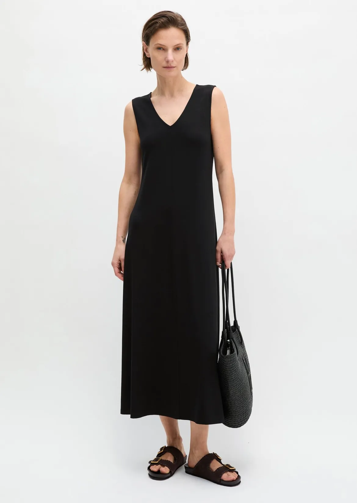 V-Neck-Jerseykleid shaped aus LENZING™ ECOVERO™