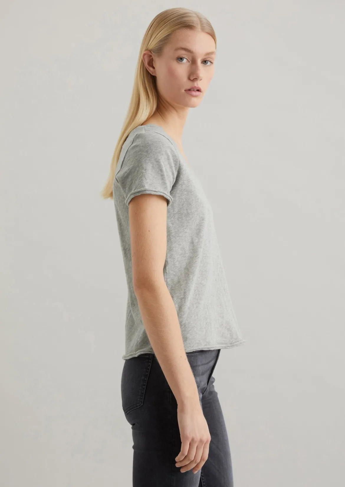 V-Neck-T-Shirt regular aus Organic Cotton Slub Jersey