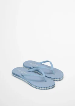 Zehentrenner Model Sandy aus recyceltem Polyester